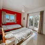 Hostel The Maverick Surfvillas *