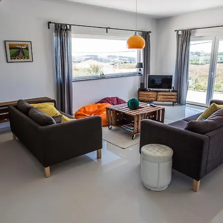 The Maverick Surfvillas Ostello *