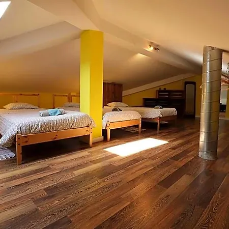 Hostel The Maverick Surfvillas *