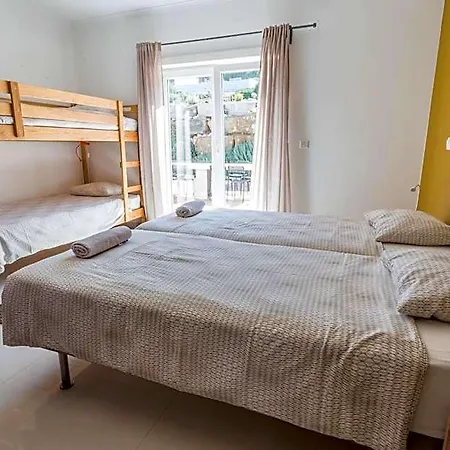 The Maverick Surfvillas Lourinhã