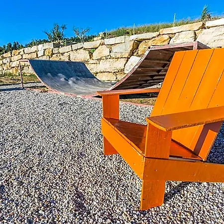 The Maverick Surfvillas Lourinhã