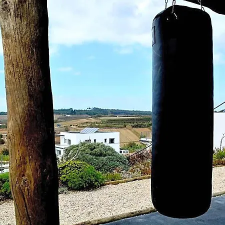 The Maverick Surfvillas Hostel *