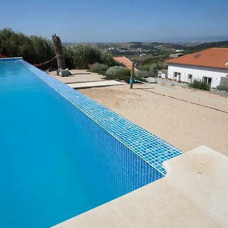 The Maverick Surfvillas Ostello Lourinhã